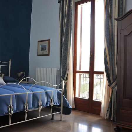 Villa Del Poeta Sulmona Eksteriør bilde