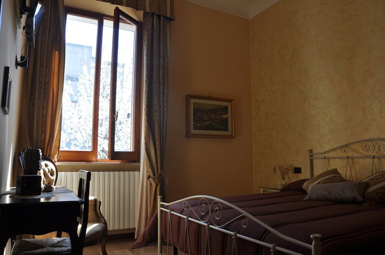 Villa Del Poeta Sulmona Eksteriør bilde