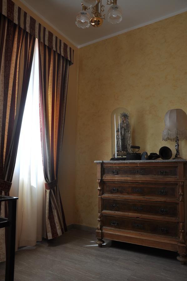 Villa Del Poeta Sulmona Eksteriør bilde